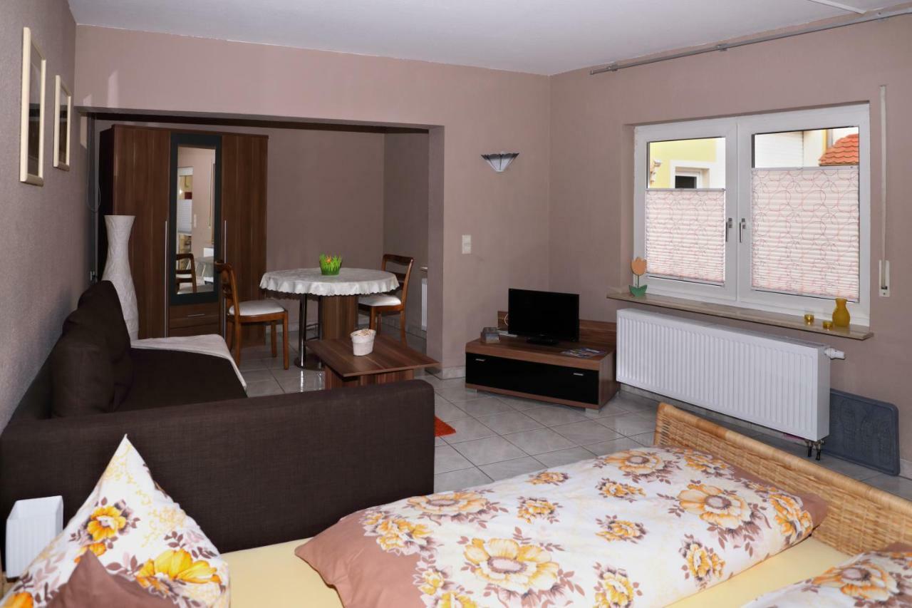Ferienwohnungen Pension Aurora Kappel-Grafenhausen Exterior photo
